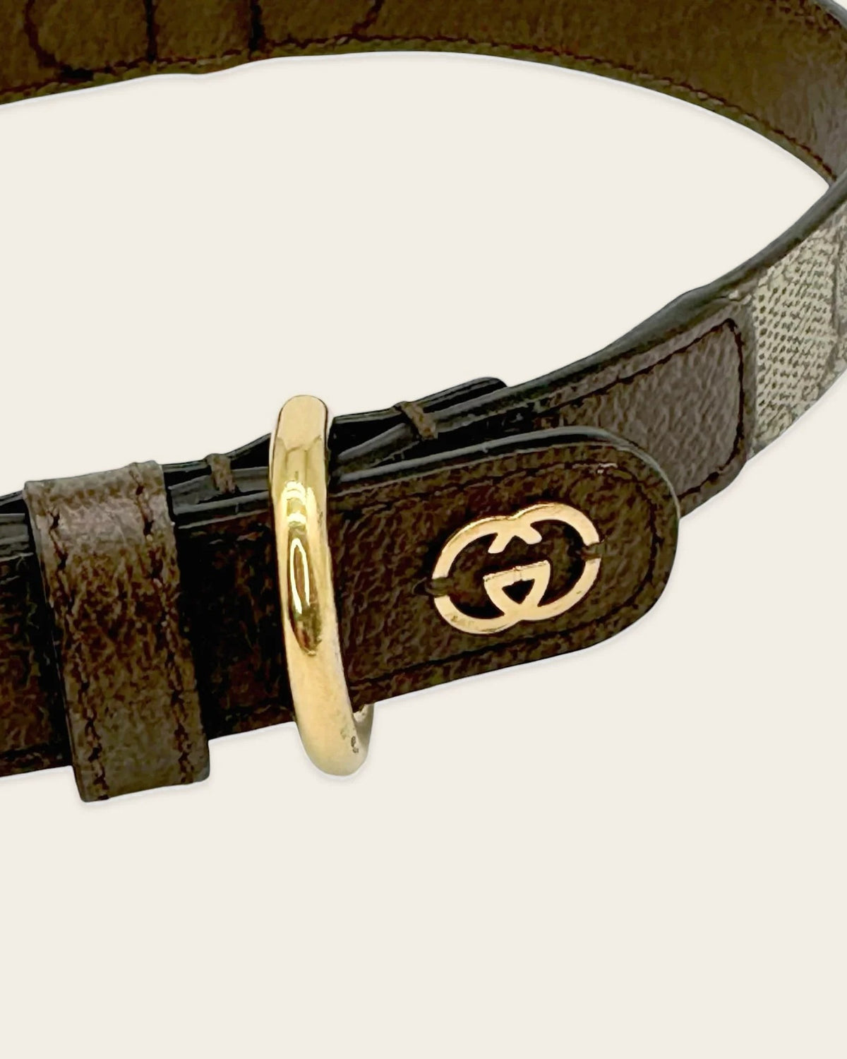 Gucci GG Supreme Dog Collar in beige & ebony, detail