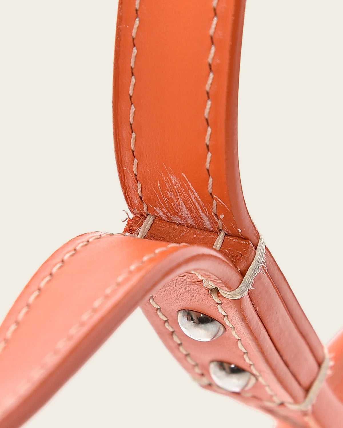 Chevron Dog Leash in orange, detail