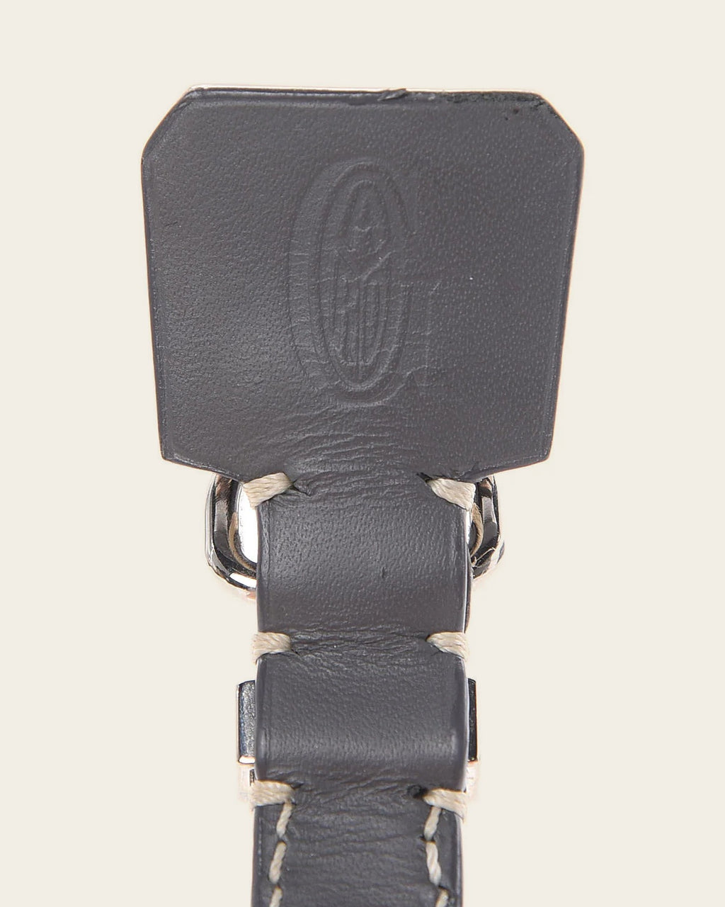 Edmond Collar in grey, detail