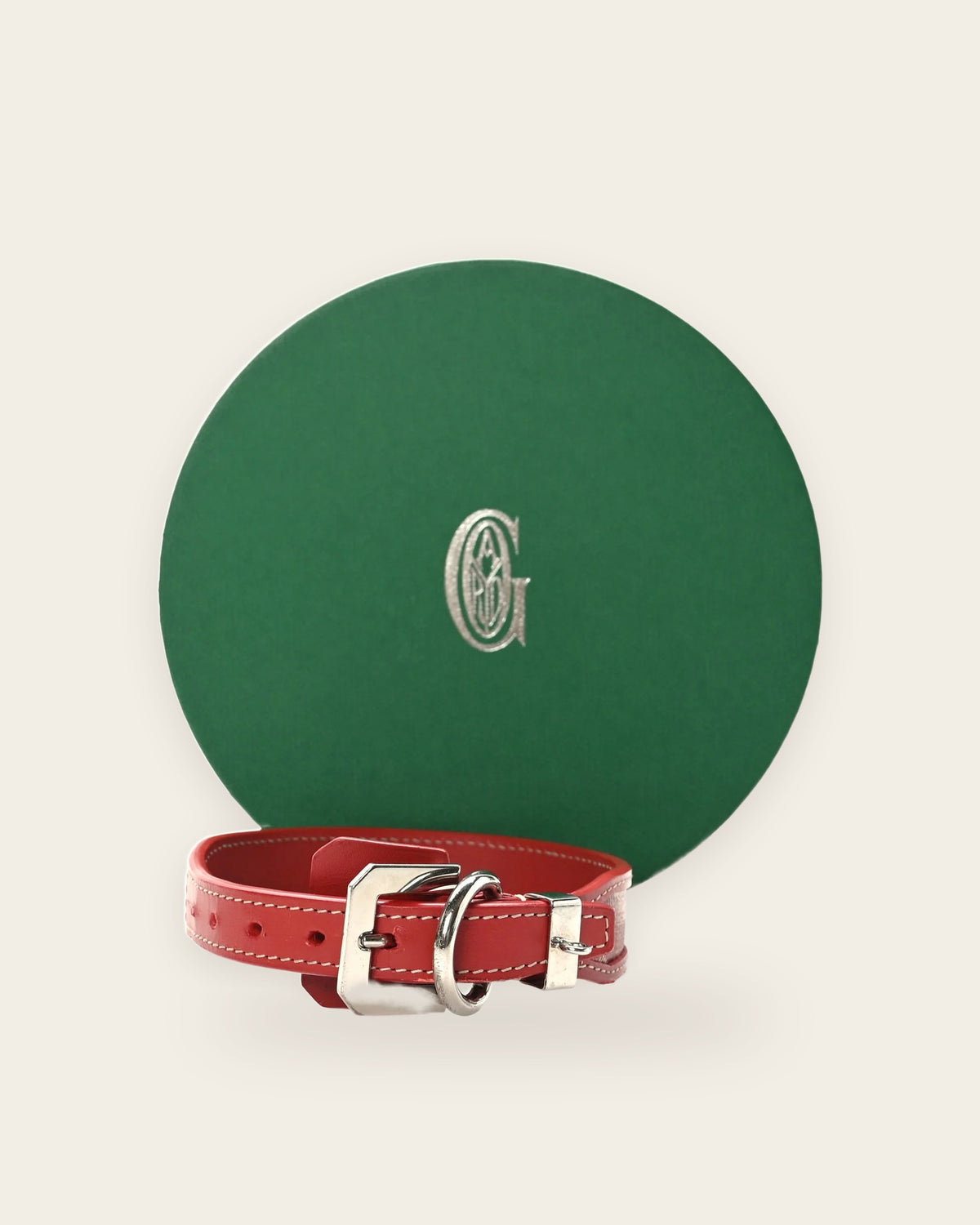 Edmond Collar in red, alternate view